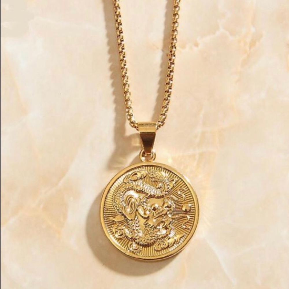 Elegant Gold Dragon Pendant Necklace